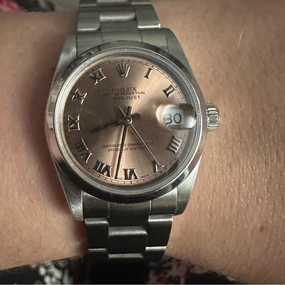 1998 Rolex Datejust - Salmon Pink Dial - Picture 2 of 3